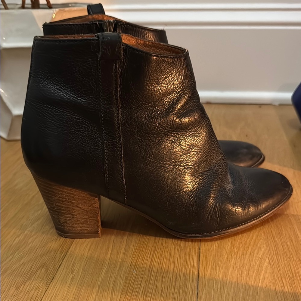 Madewell Black Leather Ankle Boots